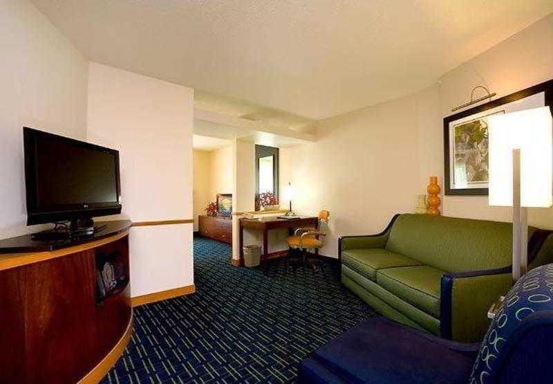 Fairfield Inn & Suites Traverse City Oda fotoğraf