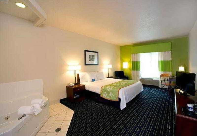 Fairfield Inn & Suites Traverse City Dış mekan fotoğraf