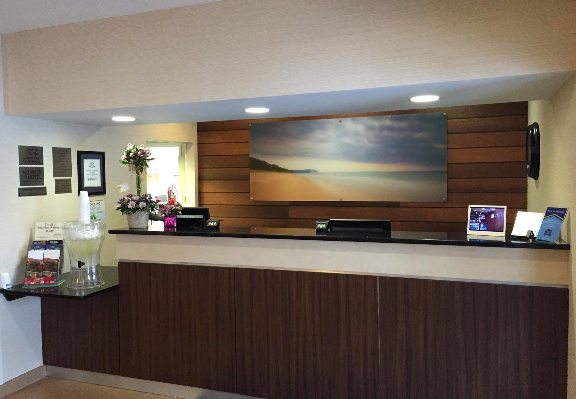 Fairfield Inn & Suites Traverse City Dış mekan fotoğraf